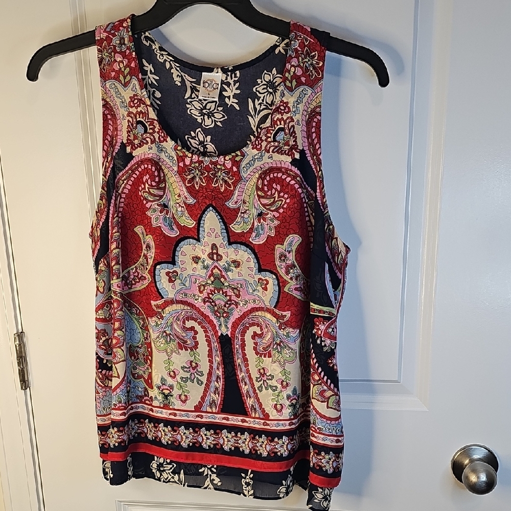 Bila Red and‎ Navy Paisley Tank Top Size L NWOT